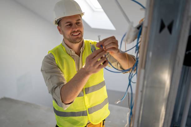 Best Affordable Emergency Electrician  in Garden City, KS